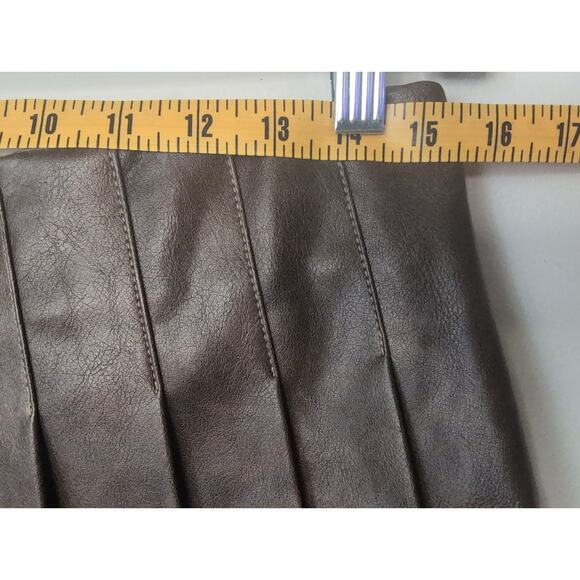 Vici pleated preppy brown mini skirt - Picture 6 of 9